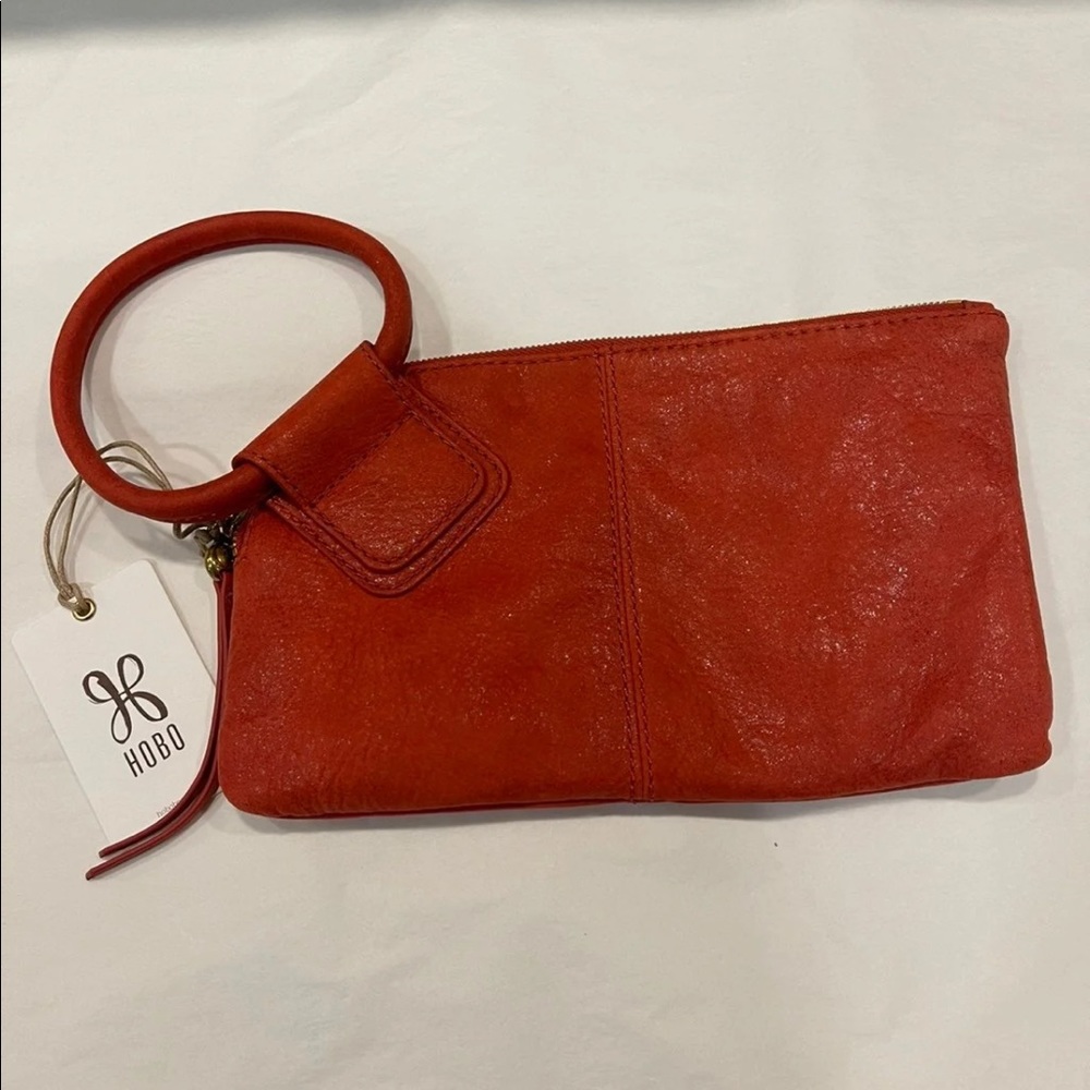 HOBO Sable Wristlet in Lava - NWT
